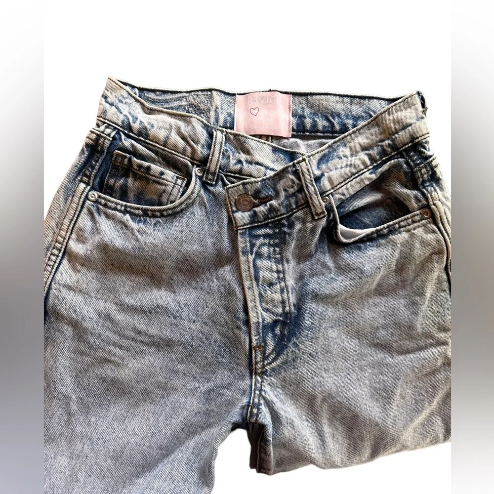 Revice size 25 crossover/asymmetrical waist denim jeans.‎ Button fly, acid wash. - Picture 8 of 14